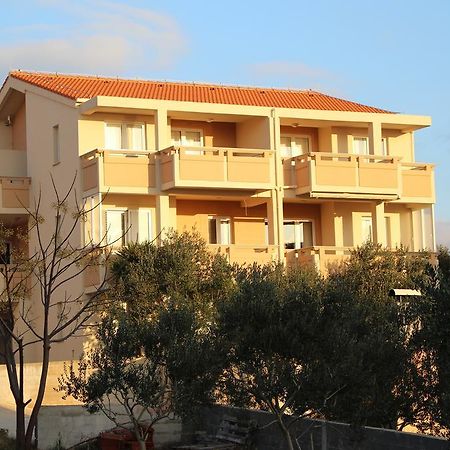 Apartments Marija Novalja Exterior photo