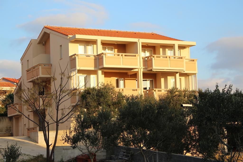Apartments Marija Novalja Exterior photo